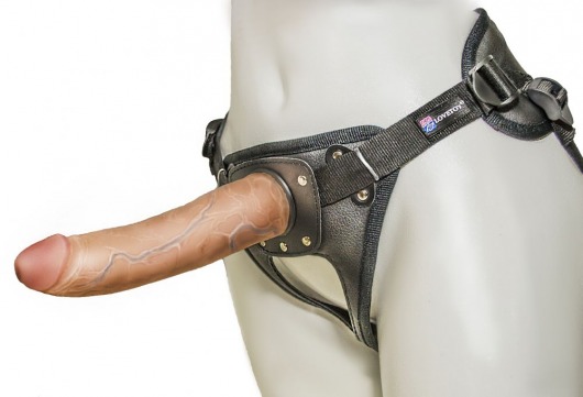 Насадка-фаллоимитатор на кожаных трусиках Harness Ultra Realistic 7  - 18 см. - LOVETOY (А-Полимер) - купить с доставкой в Улан-Удэ