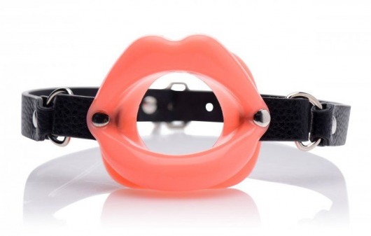 Кляп в форме губ Sissy Mouth Gag - XR Brands - купить с доставкой в Улан-Удэ